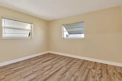 1904 SW Golf Lane, Boynton Beach, FL 33426 - Photo 13