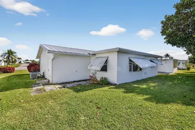 1904 SW Golf Lane, Boynton Beach, FL 33426 - Photo 21