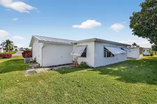 1904 SW Golf Ln, Boynton Beach, FL 33426 - Photo 21