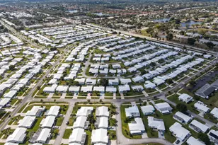 1904 SW Golf Ln, Boynton Beach, FL 33426 - Photo 31