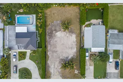 2417 Country Oaks Lane, Palm Beach Gardens, FL 33410 - Photo 27