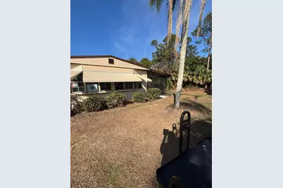 124 W Caribbean, Port Saint Lucie, FL 34952 - Photo 3