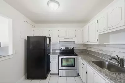 142 Monaco C, Delray Beach, FL 33446 - Photo 9