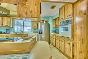 7626 SE Independence Ave, Hobe Sound, FL 33455 - Photo 11