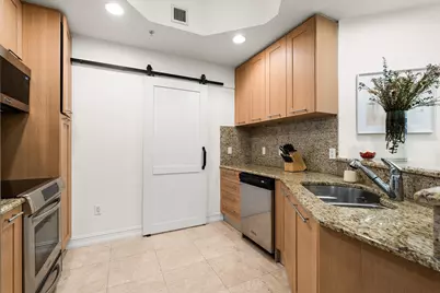 701 S Olive Avenue #1705, West Palm Beach, FL 33401 - Photo 3
