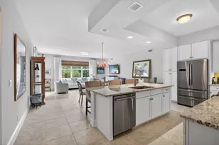 834 Bay Colony Dr S, Juno Beach, FL 33408 - Photo 3