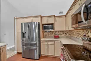 9744 Majestic Way, Boynton Beach, FL 33437 - Photo 11