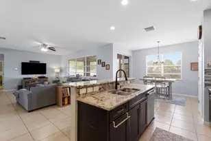 5835 NW Drill Ct, Port Saint Lucie, FL 34986 - Photo 11