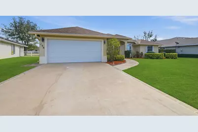 106 Locust Lane, West Palm Beach, FL 33411 - Photo 5