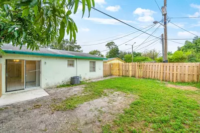 4907 Gulfstream Road, Lake Worth, FL 33460 - Photo 19