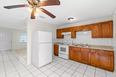 4907 Gulfstream Road, Lake Worth, FL 33460 - Photo 9