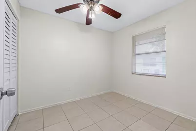 4907 Gulfstream Road, Lake Worth, FL 33460 - Photo 11