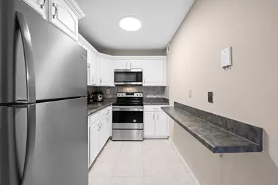 5180 E Sabal Palm Boulevard #239, Tamarac, FL 33319 - Photo 3