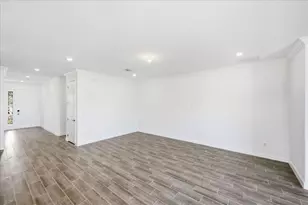 6890 NW Kestrel Lane, Port Saint Lucie, FL 34987 - Photo 13