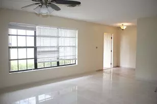 221 Bilbao St, Royal Palm Beach, FL 33411 - Photo 5