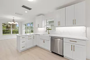 2347 SW Brookwood Ln, Palm City, FL 34990 - Photo 7