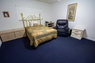 325 Colony Ln, Fort Pierce, FL 34982 - Photo 9