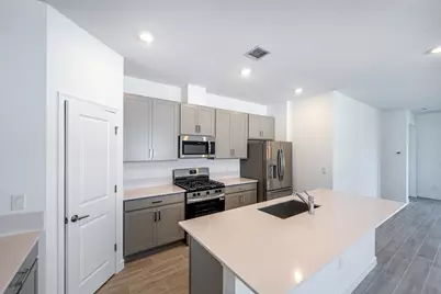 10771 NW Wilgrove Lane, Port Saint Lucie, FL 34987 - Photo 9