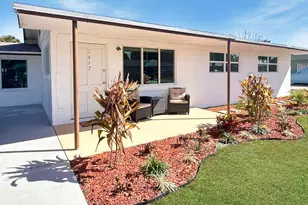 1612 S 28th St, Fort Pierce, FL 34947 - Photo 3