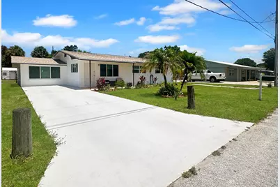 1612 S 28th Street, Fort Pierce, FL 34947 - Photo 1