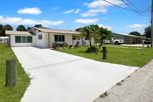 1612 S 28th St, Fort Pierce, FL 34947 - Photo 1