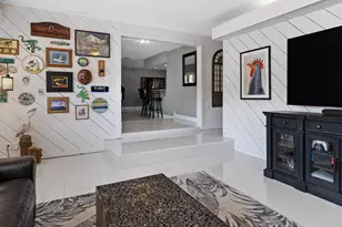 21 SE 14th St, Pompano Beach, FL 33060 - Photo 9