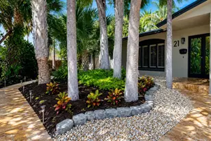 21 SE 14th St, Pompano Beach, FL 33060 - Photo 19