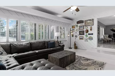 21 SE 14th Street, Pompano Beach, FL 33060 - Photo 9