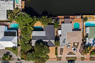 21 SE 14th St, Pompano Beach, FL 33060 - Photo 1