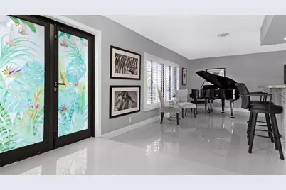 21 SE 14th Street, Pompano Beach, FL 33060 - Photo 7