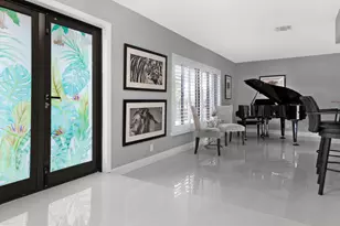 21 SE 14th St, Pompano Beach, FL 33060 - Photo 7