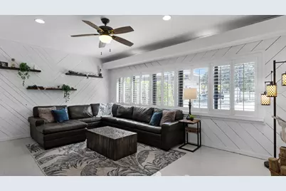 21 SE 14th Street, Pompano Beach, FL 33060 - Photo 7