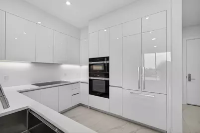 220 Lake Shore Drive #609, Lake Park, FL 33403 - Photo 11