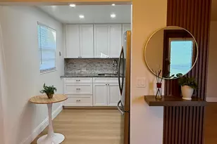 402 Brighton J, Boca Raton, FL 33434 - Photo 9