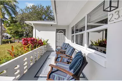 233 NE 12th Street NE, Delray Beach, FL 33444 - Photo 9
