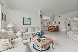 12697 Maypan Dr, Boca Raton, FL 33428 - Photo 9