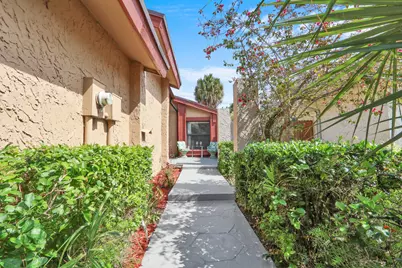 21052 Brookshire Terrace, Boca Raton, FL 33433 - Photo 3