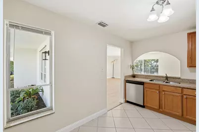 9774 Lancaster Place, Boca Raton, FL 33434 - Photo 11