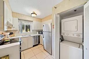 275 Palm Ave, Jupiter, FL 33477 - Photo 9