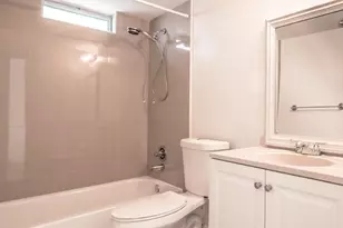 1501 Crescent Cir, West Palm Beach, FL 33403 - Photo 5