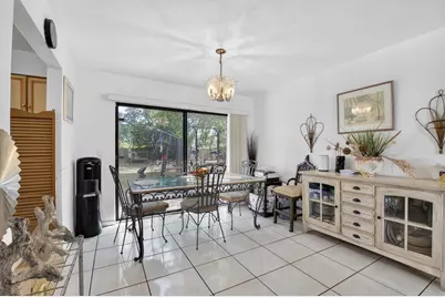 303 SW 2nd Avenue, Delray Beach, FL 33444 - Photo 9