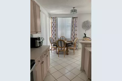 2087 Chagall Circle, West Palm Beach, FL 33409 - Photo 9