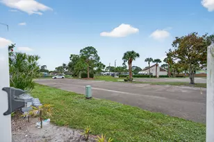 707 Stonewood Ct, Jupiter, FL 33458 - Photo 23