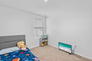 419 Salisbury Cir, Fort Pierce, FL 34982 - Photo 17