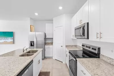 419 Salisbury Circle, Fort Pierce, FL 34982 - Photo 7