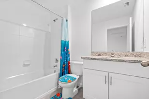 419 Salisbury Cir, Fort Pierce, FL 34982 - Photo 21