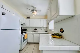 173 Dorchester H, West Palm Beach, FL 33417 - Photo 3