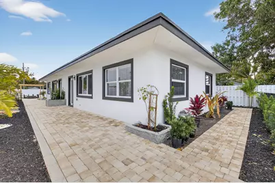 341 SE 3rd Avenue, Delray Beach, FL 33483 - Photo 1