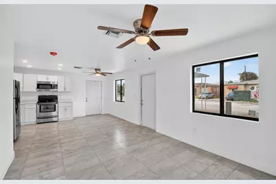 917 W 2nd Street, Riviera Beach, FL 33404 - Photo 13