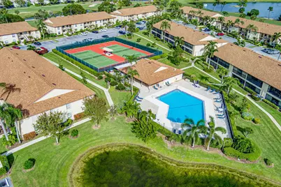 202 Pinecrest Circle #B, Jupiter, FL 33458 - Photo 1